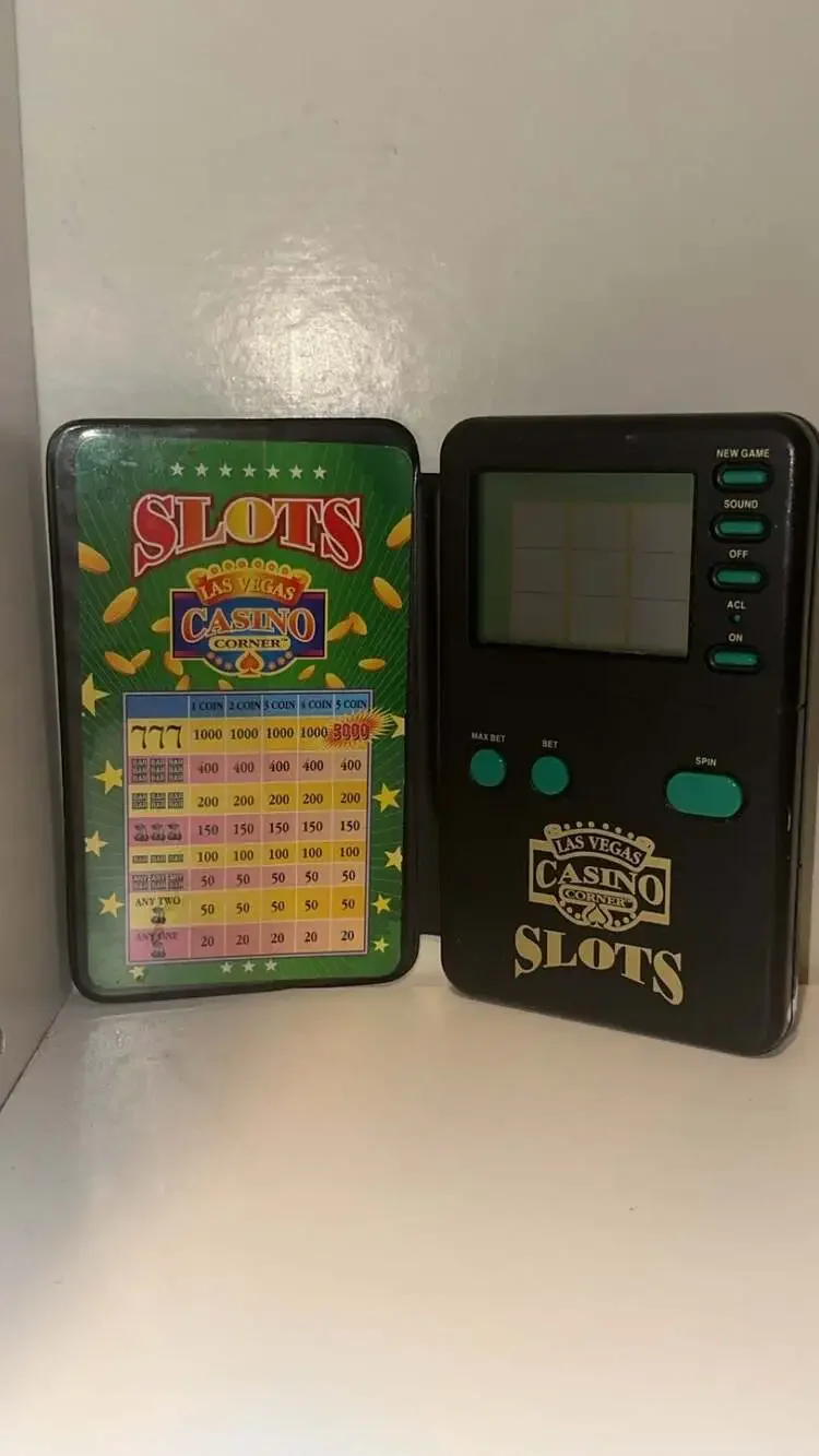 Vintage 1994 Micro Games of America Las Vegas Casino Corner Slots and Roulette E